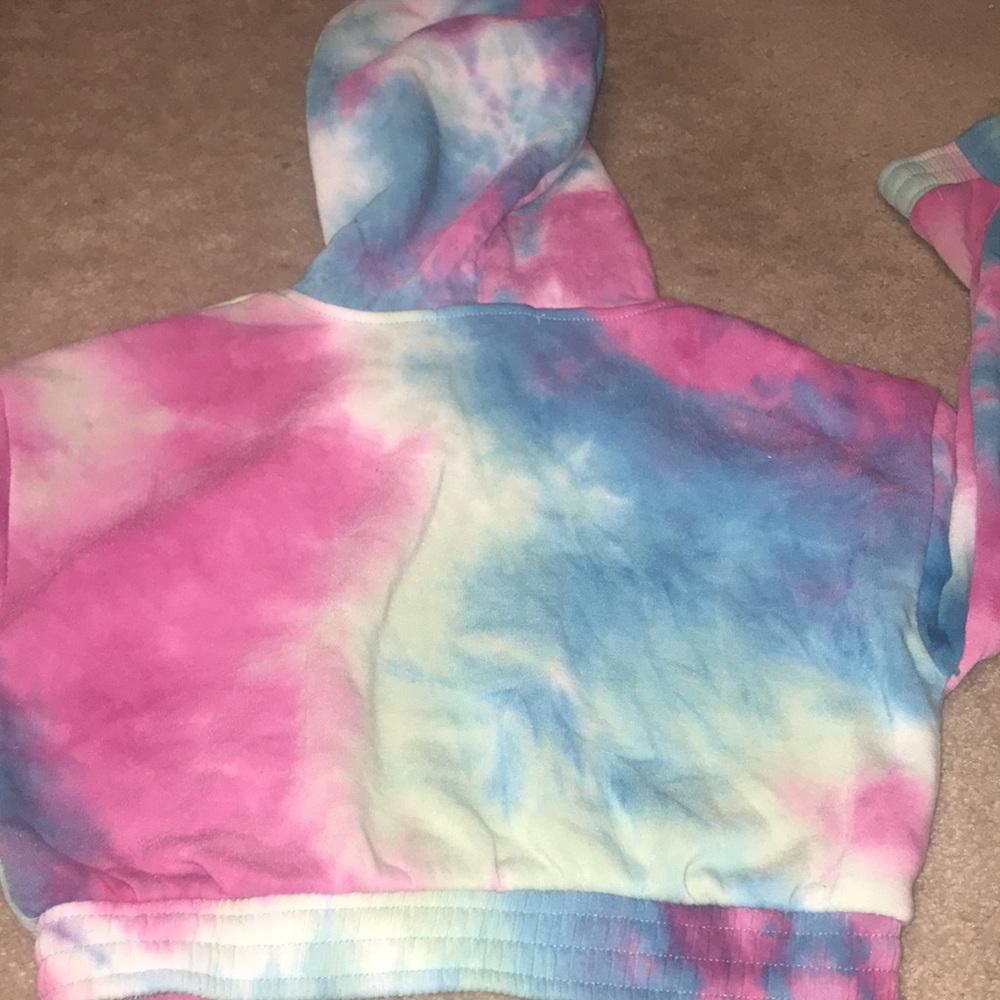 Sweater - Picture 2 of 3